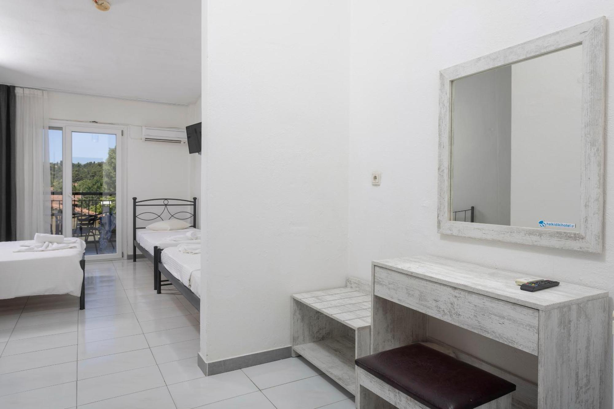 Jenny, Siviri Hotel Bagian luar foto