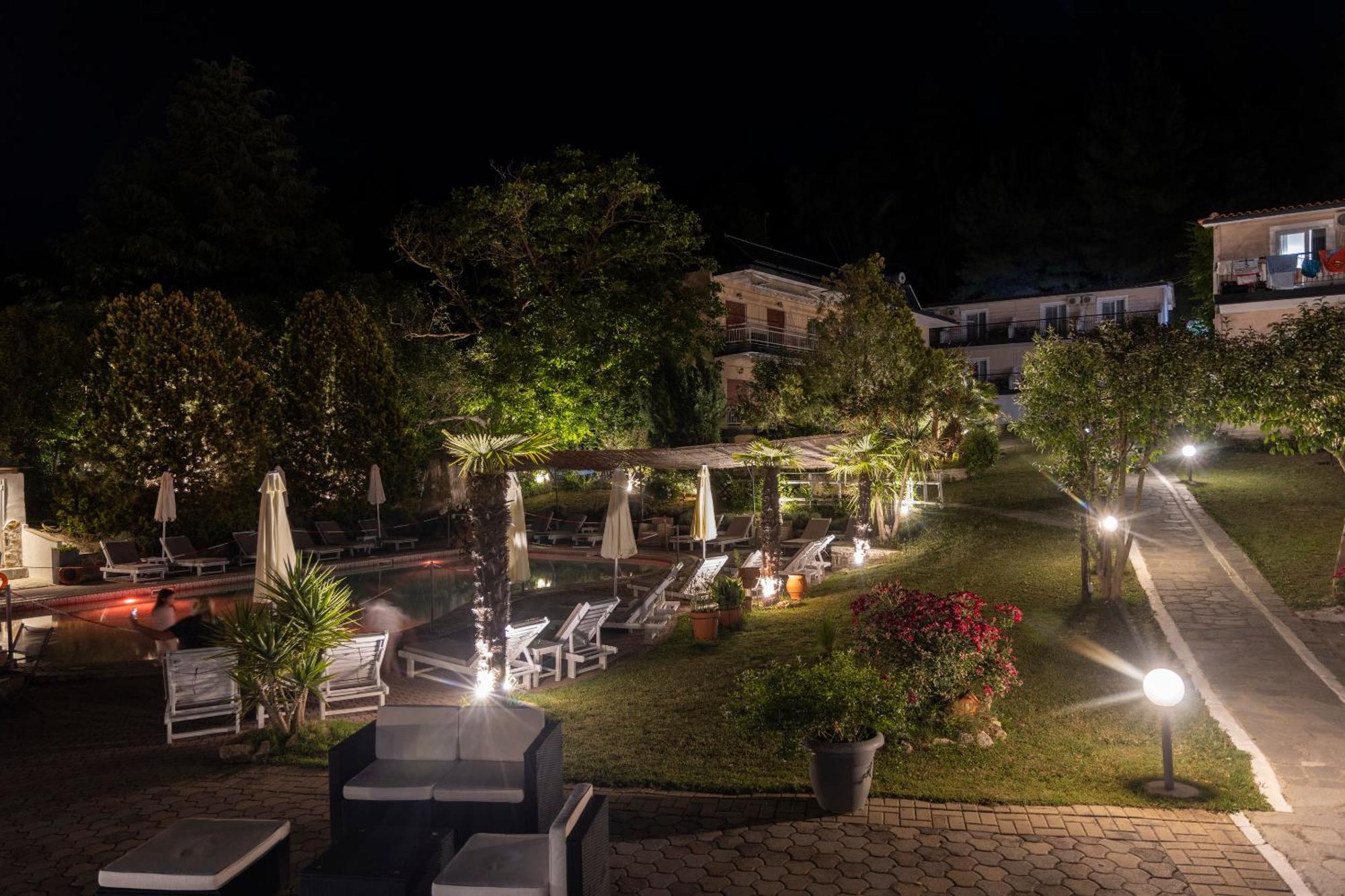 Jenny, Siviri Hotel Bagian luar foto